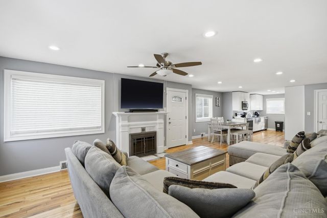 5555 Beechmont Avenue, Cincinnati, OH 45230