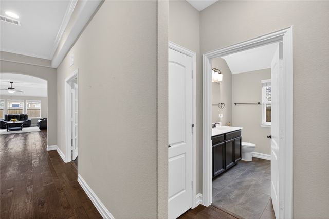 3104 Treyburn Lane, Mansfield, TX 76084