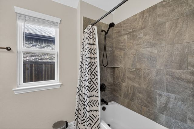 3104 Treyburn Lane, Mansfield, TX 76084