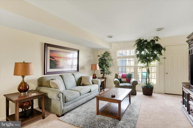 6265 STANFORD CT, Mechanicsburg, PA 17050