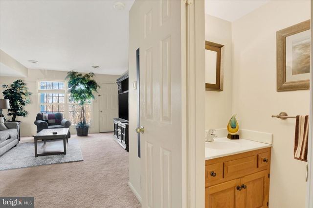 6265 STANFORD CT, Mechanicsburg, PA 17050