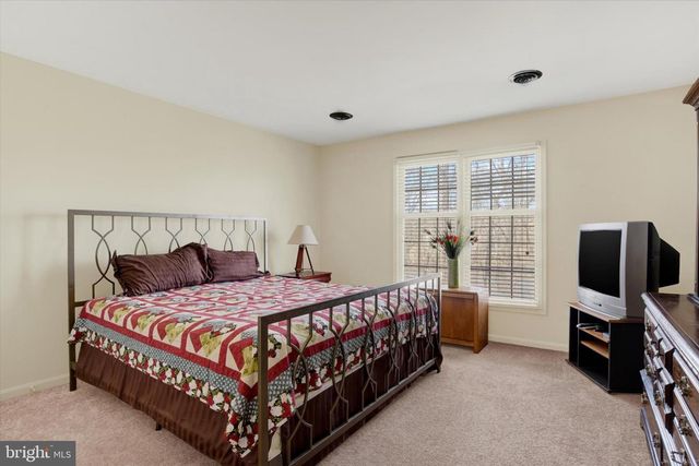 6265 STANFORD CT, Mechanicsburg, PA 17050