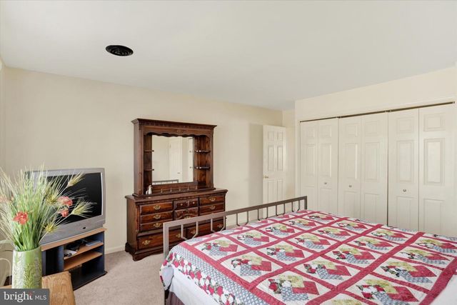 6265 STANFORD CT, Mechanicsburg, PA 17050