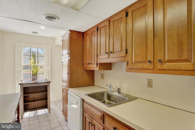 6265 STANFORD CT, Mechanicsburg, PA 17050