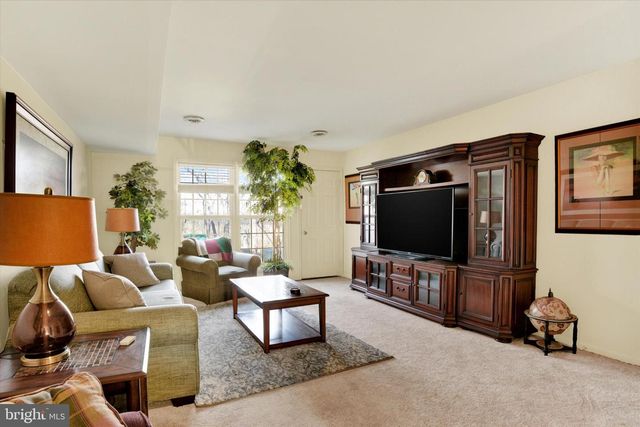 6265 STANFORD CT, Mechanicsburg, PA 17050