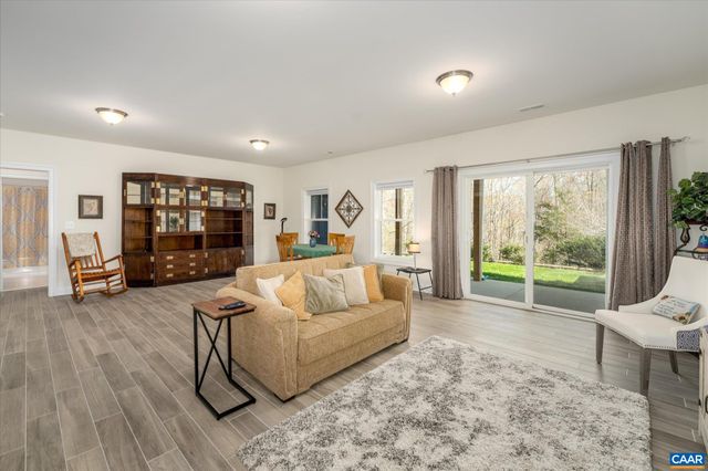 171 COTTAGE CT, Zion Crossroads, VA 22942