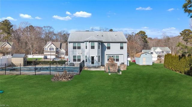 16348 Smithfield Heights DR, Smithfield, VA 23430