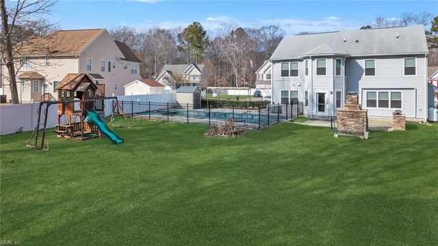 16348 Smithfield Heights DR, Smithfield, VA 23430