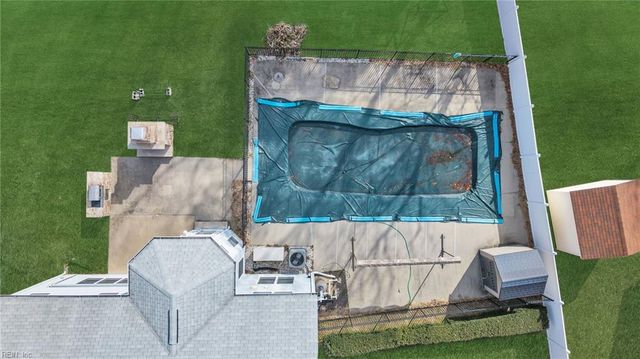 16348 Smithfield Heights DR, Smithfield, VA 23430