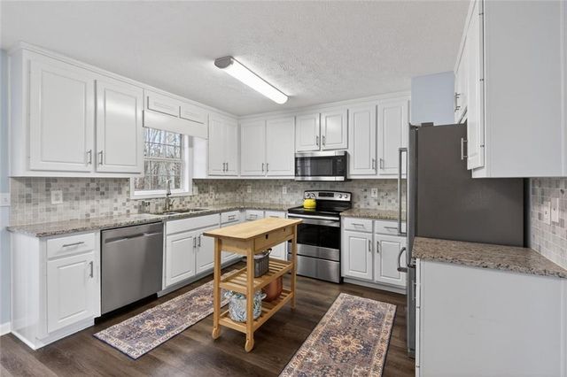 150 Elkgrove Drive, Auburn, GA 30011