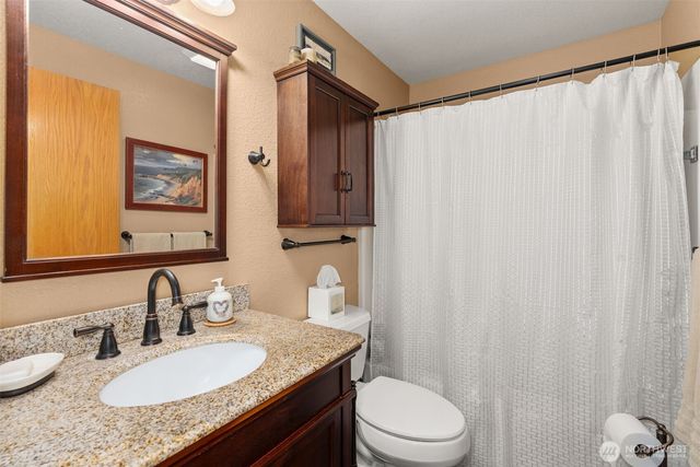 1192 Emerson Lane, Centralia, WA 98531