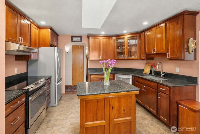 1192 Emerson Lane, Centralia, WA 98531