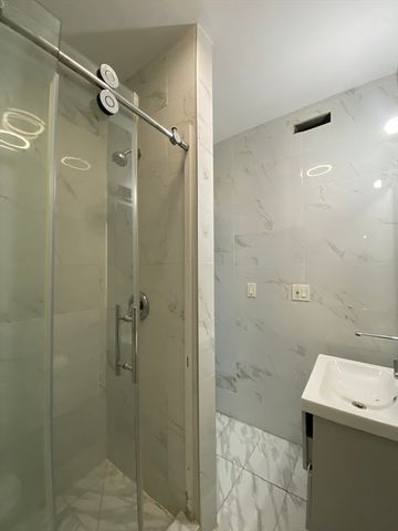 268 Maverick St 2, Boston, MA 02128