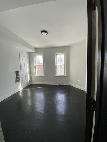 268 Maverick St 2, Boston, MA 02128