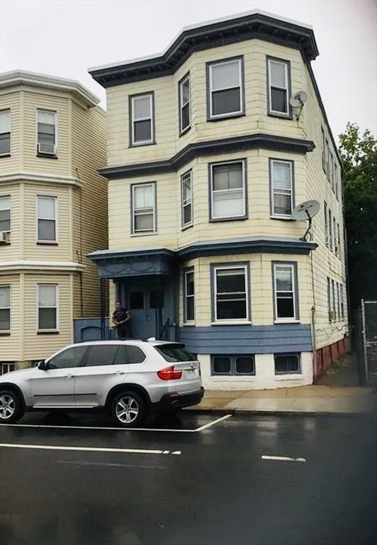 268 Maverick St 2, Boston, MA 02128