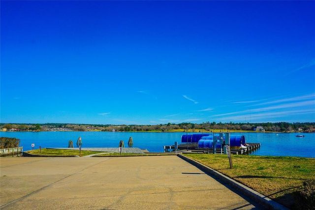 10815 Bourbon Street, Willis, TX 77318