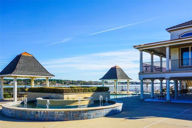 10815 Bourbon Street, Willis, TX 77318