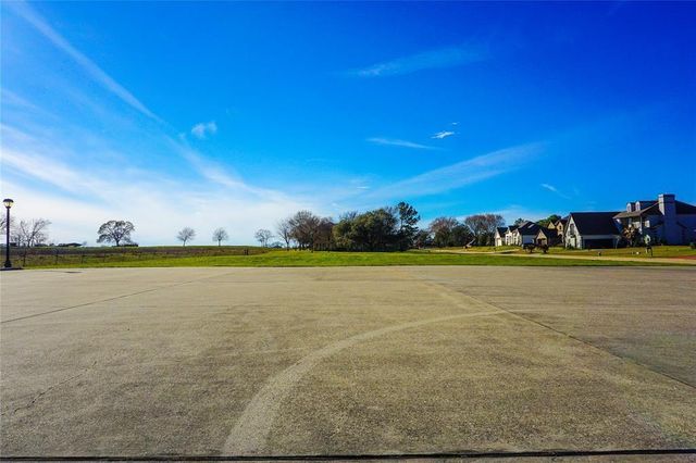 10815 Bourbon Street, Willis, TX 77318