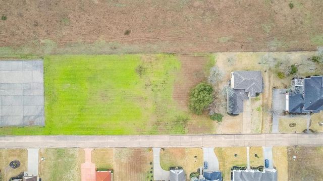 10815 Bourbon Street, Willis, TX 77318