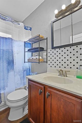 2225 Richert Place, St Louis, MO 63143