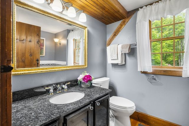 309 Mendon Rd, Sutton, MA 01590