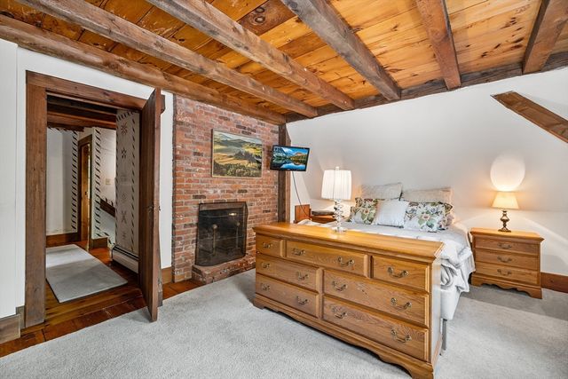 309 Mendon Rd, Sutton, MA 01590