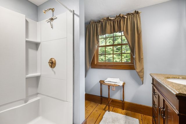 309 Mendon Rd, Sutton, MA 01590