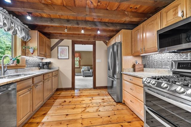 309 Mendon Rd, Sutton, MA 01590