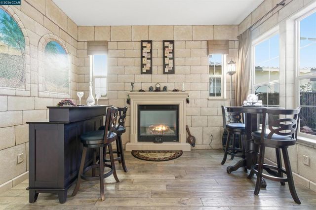 9927 Reimers Way, Dublin, CA 94568