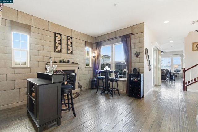 9927 Reimers Way, Dublin, CA 94568