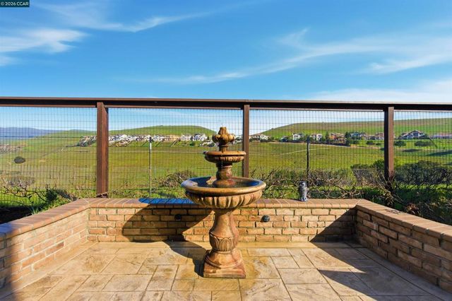 9927 Reimers Way, Dublin, CA 94568