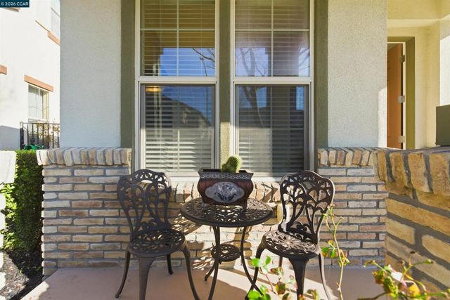 9927 Reimers Way, Dublin, CA 94568