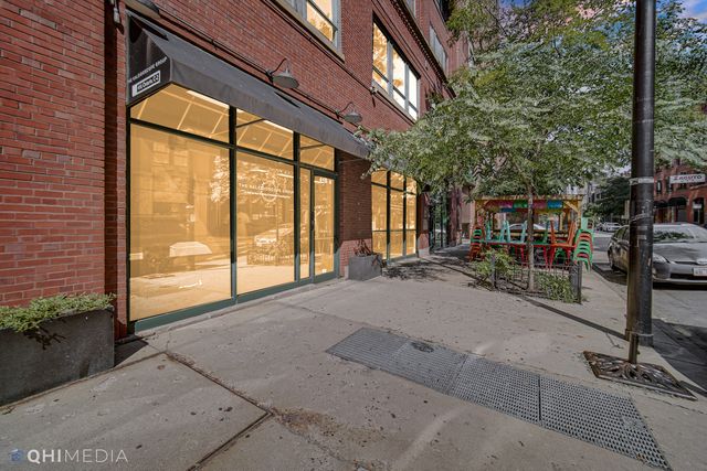416 W Ontario Street C-2, Chicago, IL 60610