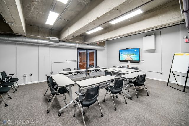 416 W Ontario Street C-2, Chicago, IL 60610