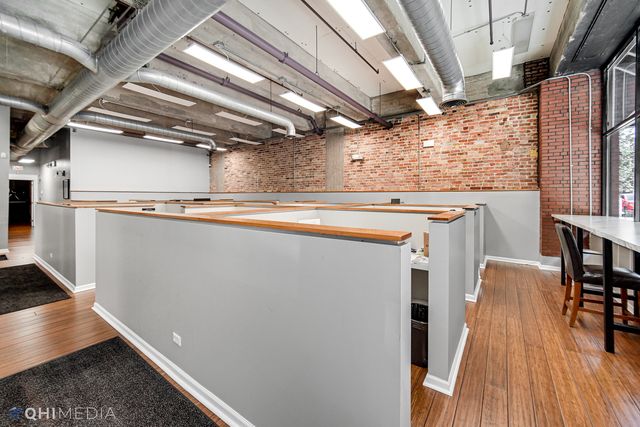 416 W Ontario Street C-2, Chicago, IL 60610