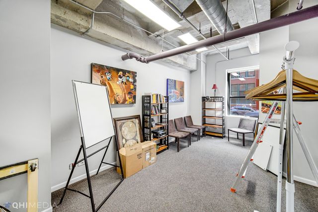 416 W Ontario Street C-2, Chicago, IL 60610