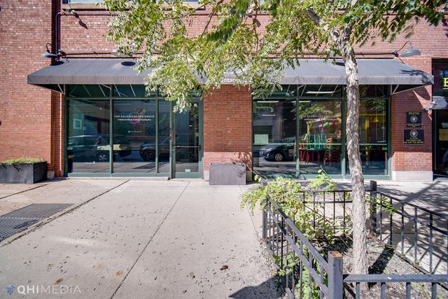 416 W Ontario Street C-2, Chicago, IL 60610