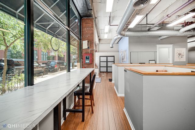 416 W Ontario Street C-2, Chicago, IL 60610