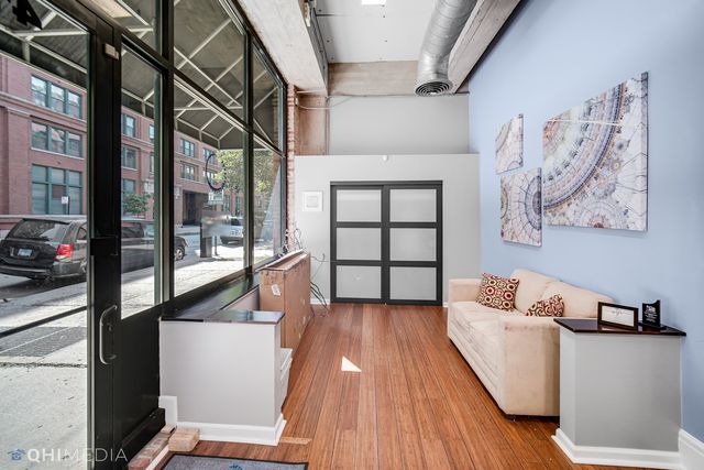 416 W Ontario Street C-2, Chicago, IL 60610