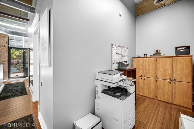 416 W Ontario Street C-2, Chicago, IL 60610
