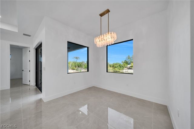 609 NE 11th TER, Cape Coral, FL 33909