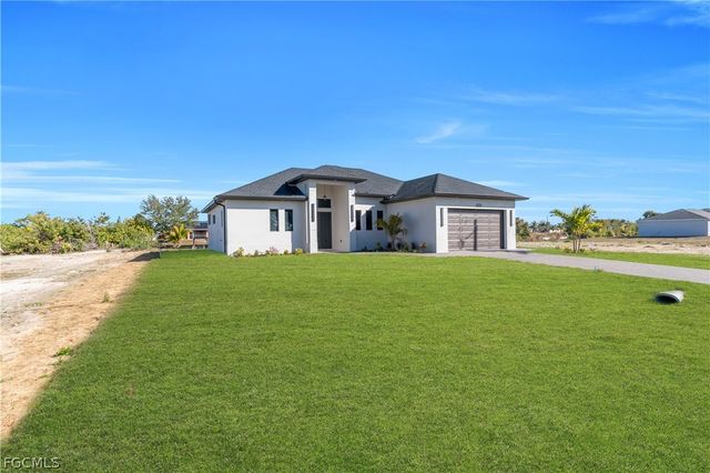 609 NE 11th TER, Cape Coral, FL 33909