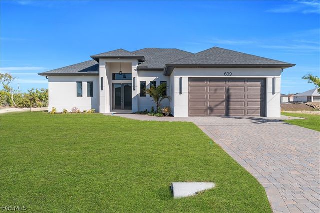 609 NE 11th TER, Cape Coral, FL 33909