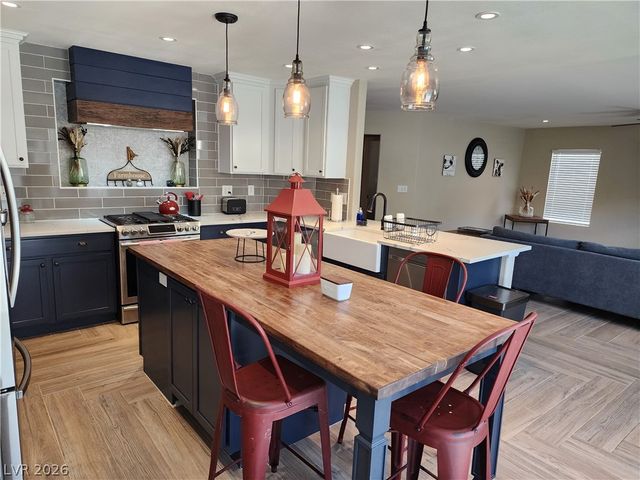 6229 Spindrift Foam Avenue, Las Vegas, NV 89139