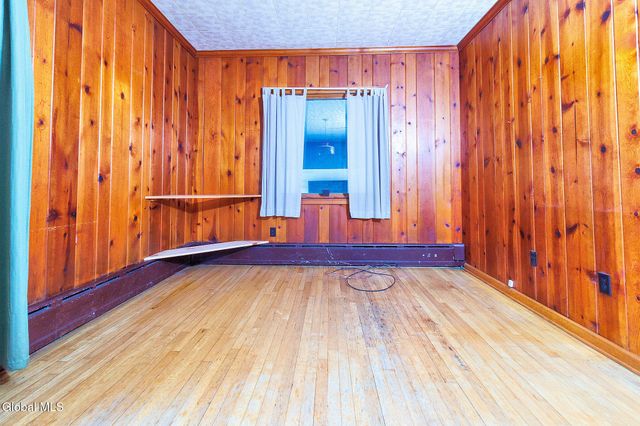 9 6th Street, Waterford, NY 12188