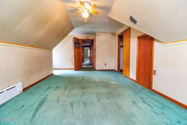 9 6th Street, Waterford, NY 12188