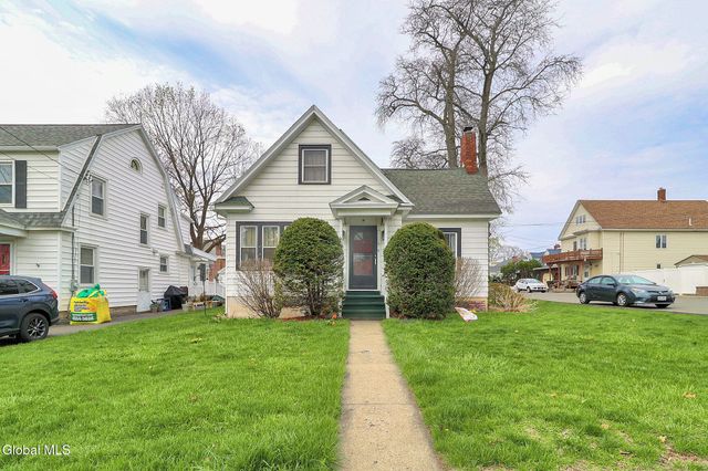9 6th Street, Waterford, NY 12188