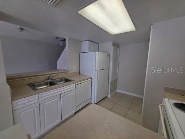 2419 FAN PALM DRIVE, Davenport, FL 33897