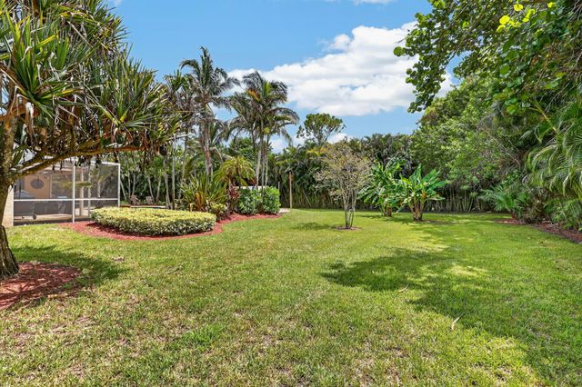 18842 91st Place N, Loxahatchee, FL 33470