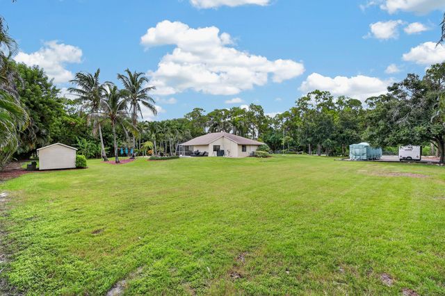 18842 91st Place N, Loxahatchee, FL 33470